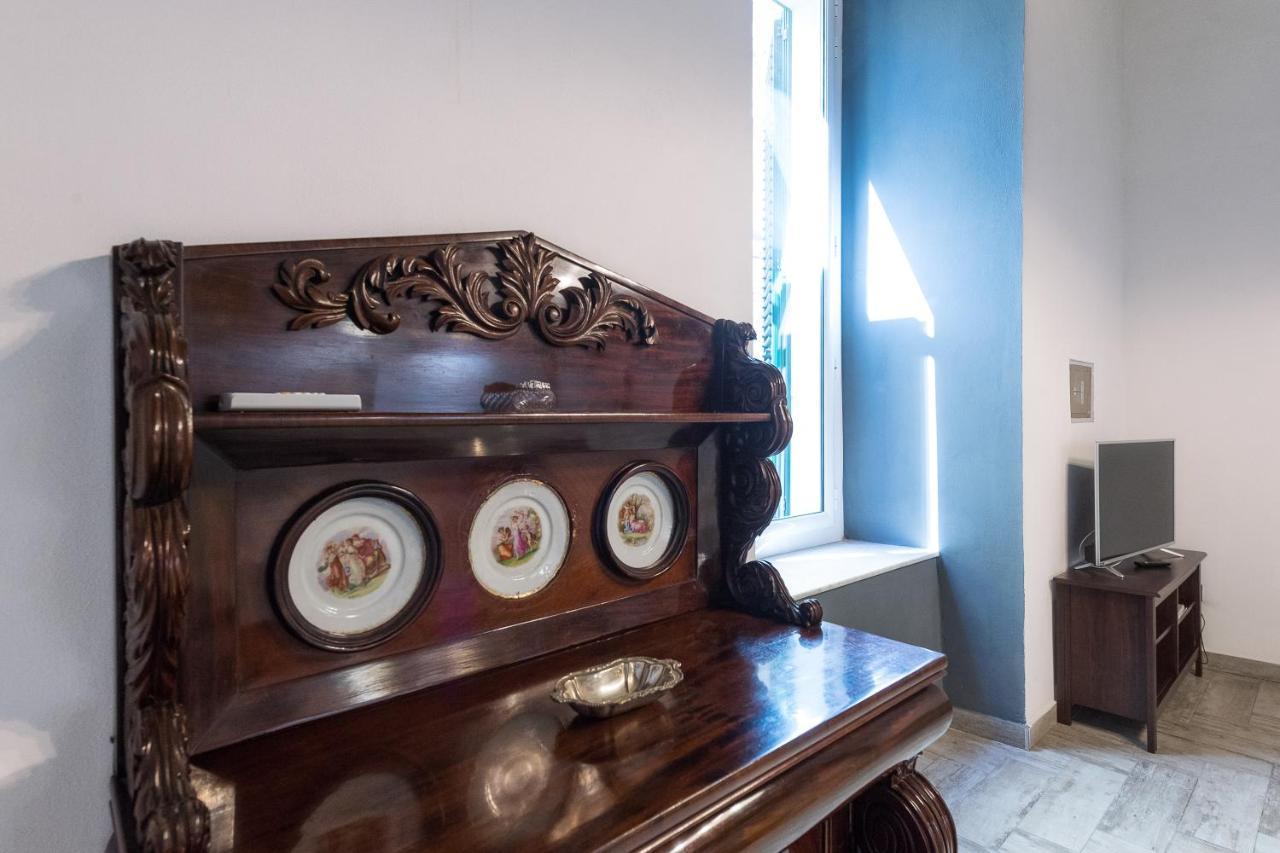 Casa Calu' Apartment Наполи Екстериор снимка